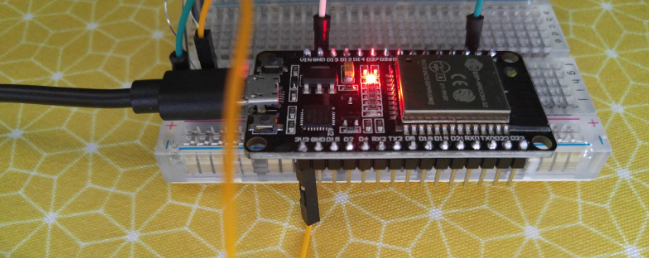 IoT with ESP32 board wiring3.PNG