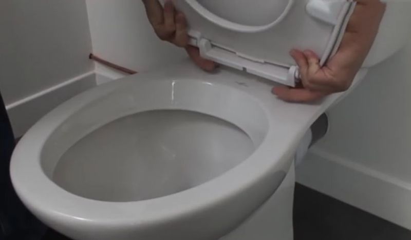 Installer des toilettes Installerdestoilettes 44.jpg