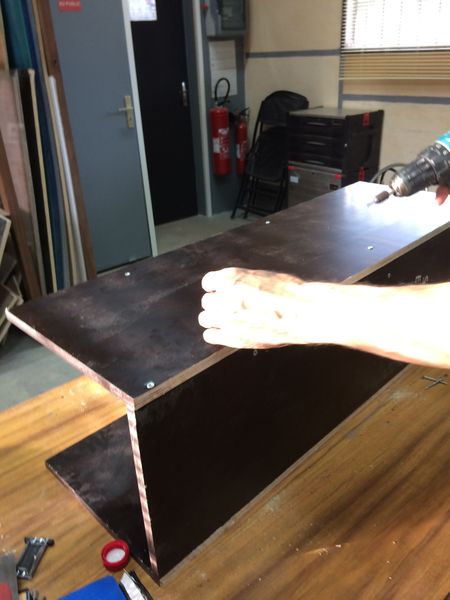 Fichier:Meuble à roulettes pour enceintes M Audio IMG 2563.JPG