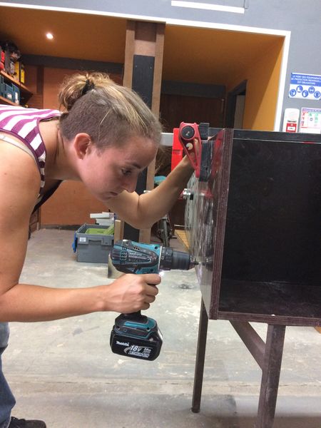 Fichier:Meuble à roulettes pour enceintes M Audio IMG 2560.JPG