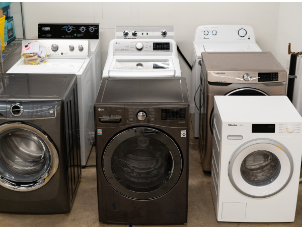 Automatic_Washing_Machine_Maintenance_washing-machine-2048px-8911.png