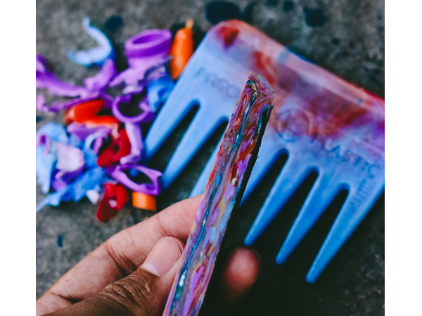 Recycled_Plastic_Products_combs.JPG