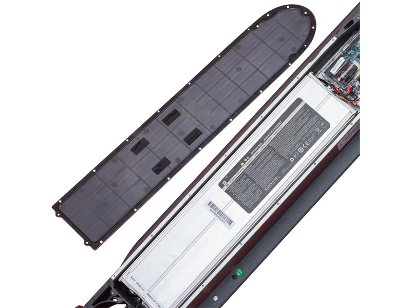 Fichier:Escooterfix - Remove the bottom plate battery protection Xiaomi electric scooter Scooters Direct Xiaomi M365 Pro Scooter Teardown bottom cover removed 11 11zon.jpg