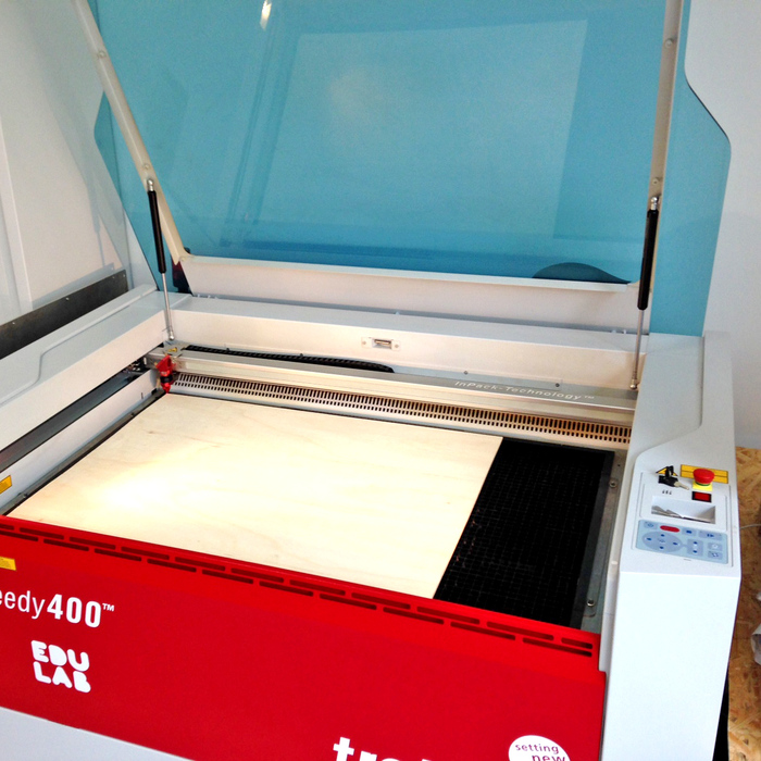 Couverture et 4 me de couverture large machine image 2 .jpg