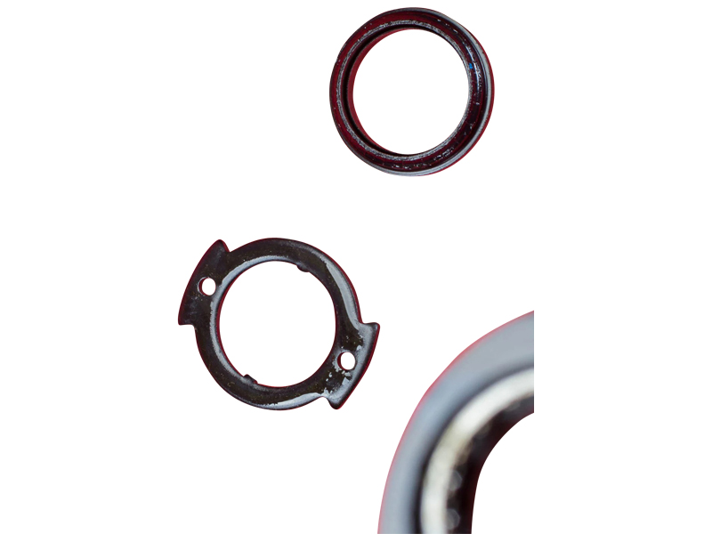 Fichier:Replace kickstand Scooters Direct Xiaomi M365 Pro Scooter Teardown upper bearing cup 54 11zon.jpg