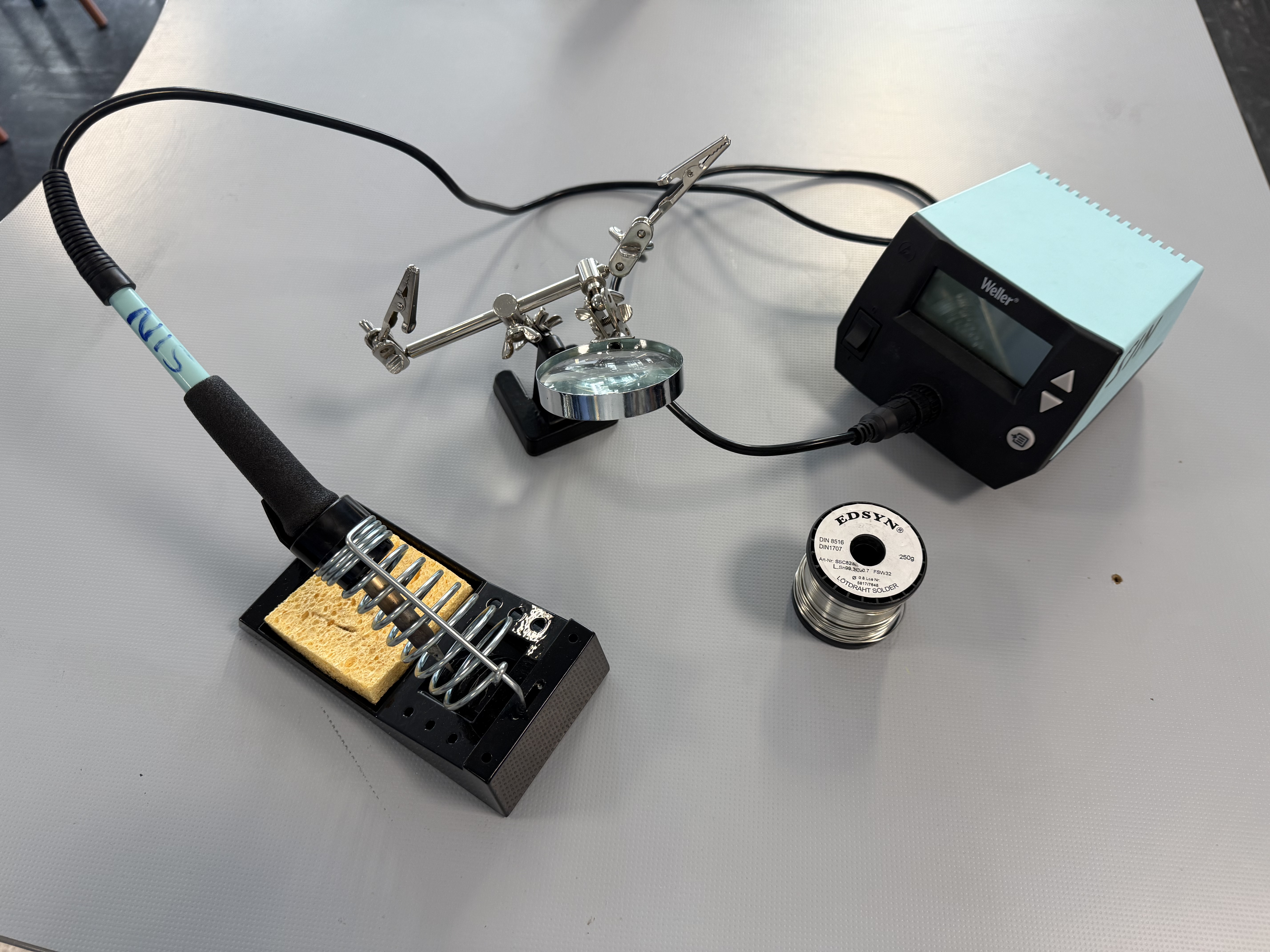 GRAVITY LIGHT IMG 1034.jpeg