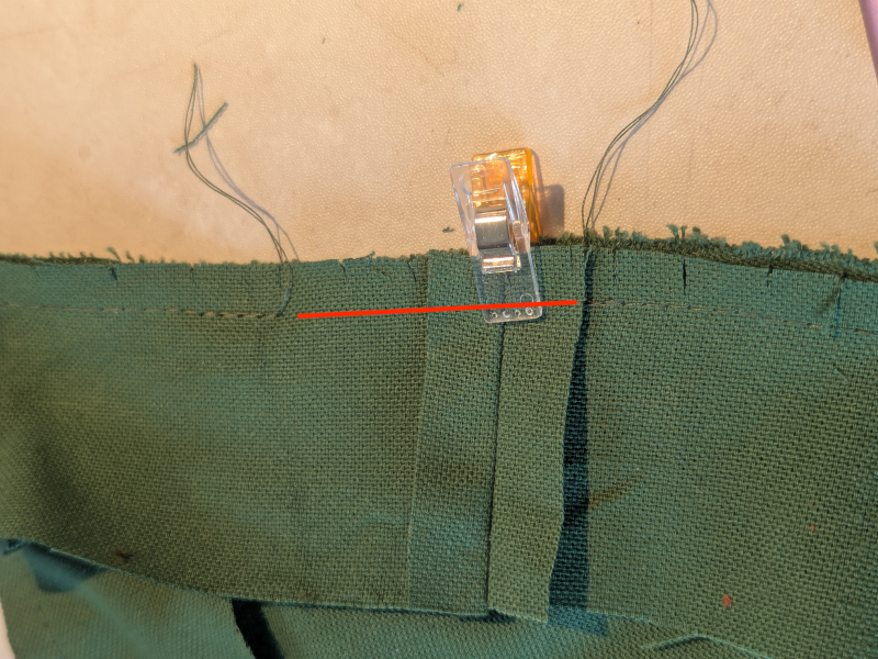 Peluche de feuille d arbre face 1 g.png