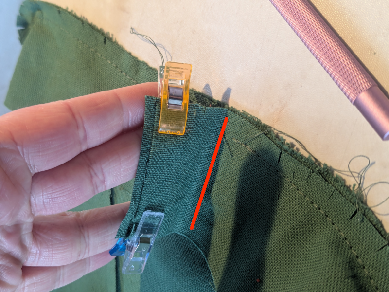 Peluche de feuille d arbre face 1 e.png