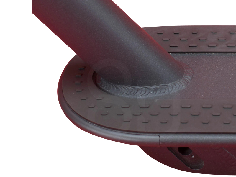 Fichier:Replace kickstand Scooters Direct Xiaomi M365 Pro Scooter Teardown bumper front 26 11zon.jpg