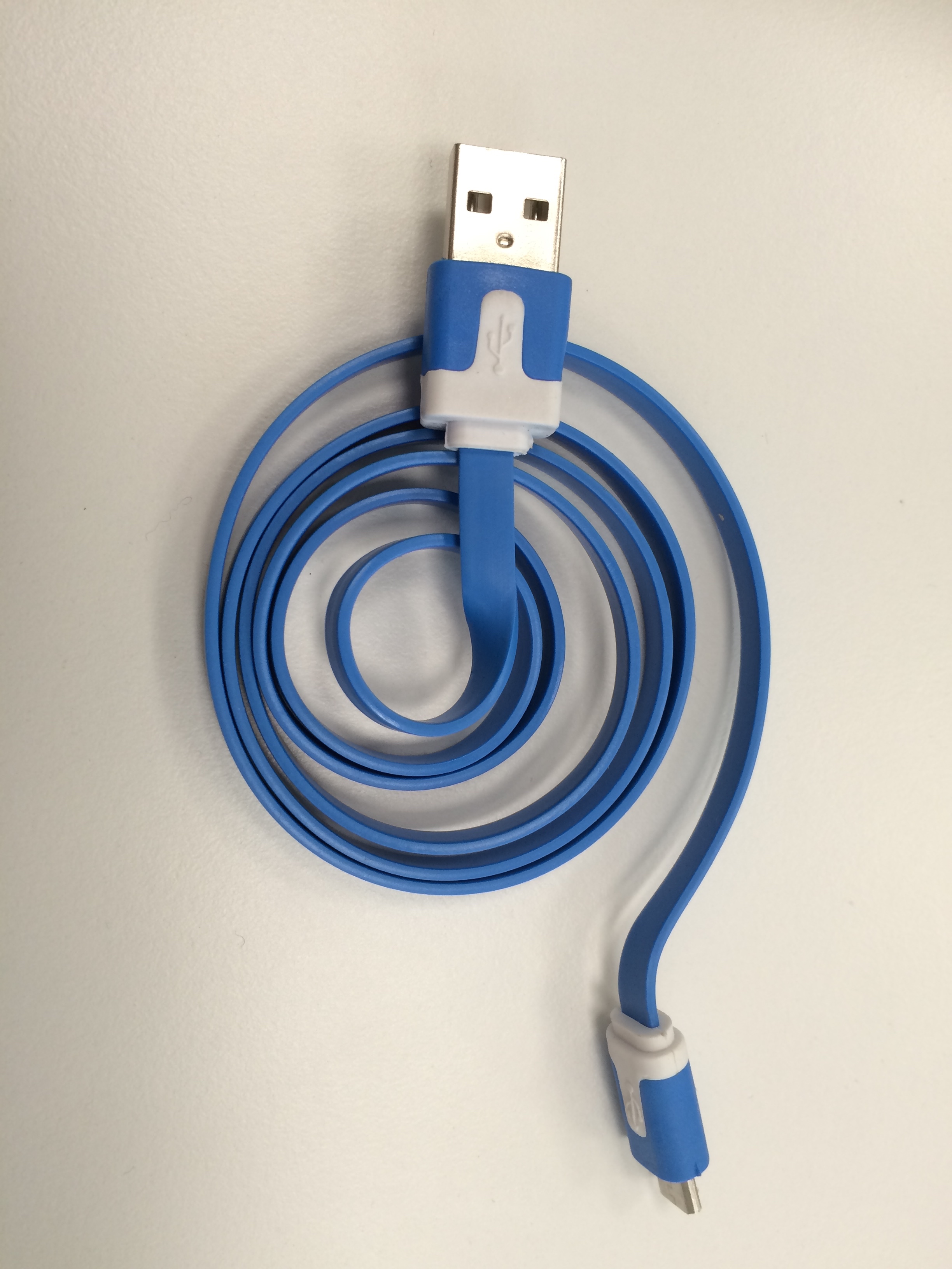 Grenouille Bleue 2 Cable USB.jpg