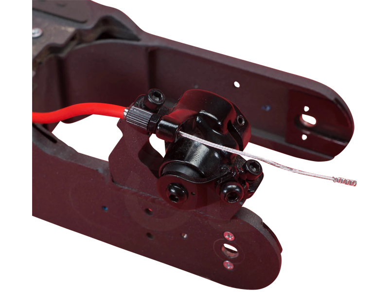 Fichier:Replace kickstand Scooters Direct Xiaomi M365 Pro Scooter Teardown rear brake cable released 15 11zon.jpg