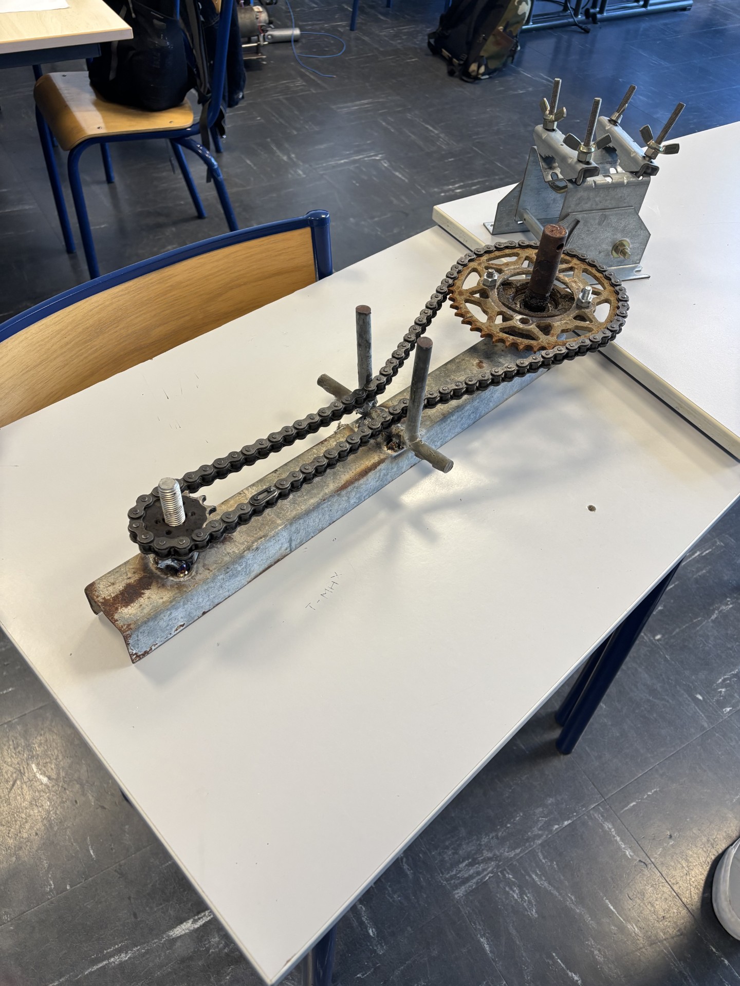 Concentrateur solaire likes AAA kzdked.jpg