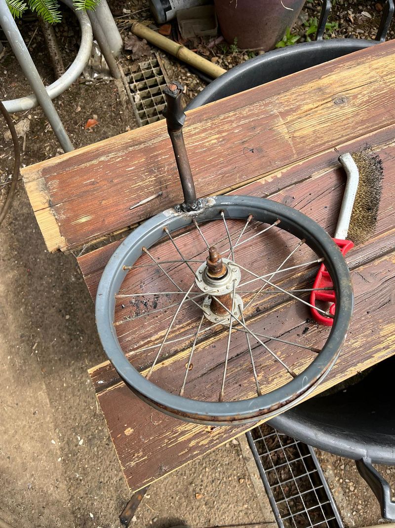 HALTE - Fabrication d un baton de pluie rotatif C4.jpg