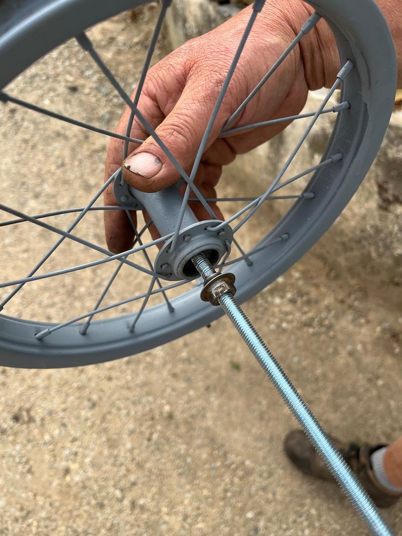 HALTE - Fabrication d un baton de pluie rotatif C02.jpg