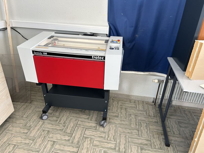 Mur d escalade inclinable et personalisable TREUIL thumbnail IMG 0568.jpg