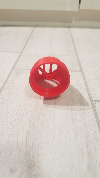 Fichier:Distributeur de croquette chat arduino 20210115 221924.jpg