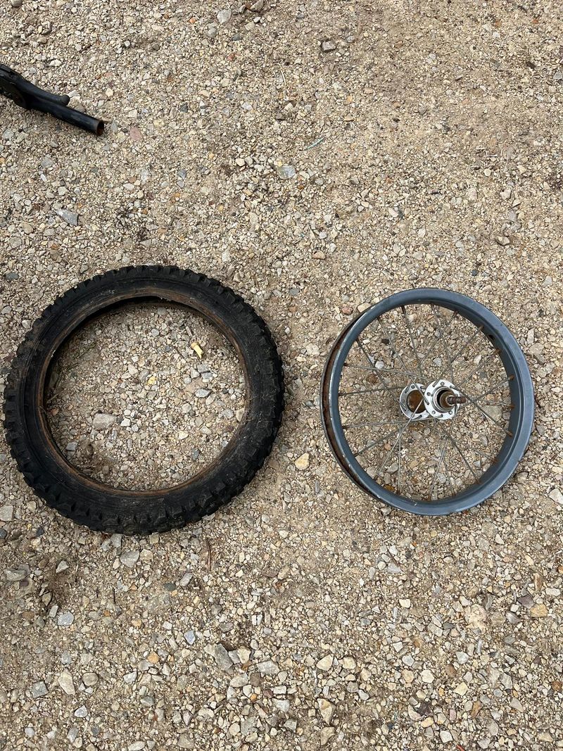 HALTE - Fabrication d un baton de pluie rotatif A5.jpg