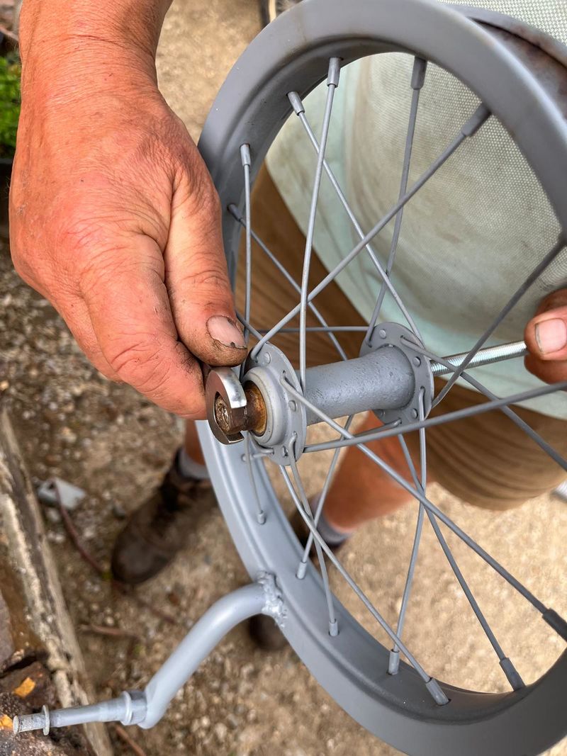 HALTE - Fabrication d un baton de pluie rotatif C04.jpg