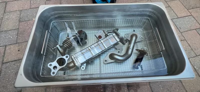 Clean Excavator Parts With an Ultrasonic Cleaner ultrasonic clean 5.jpg