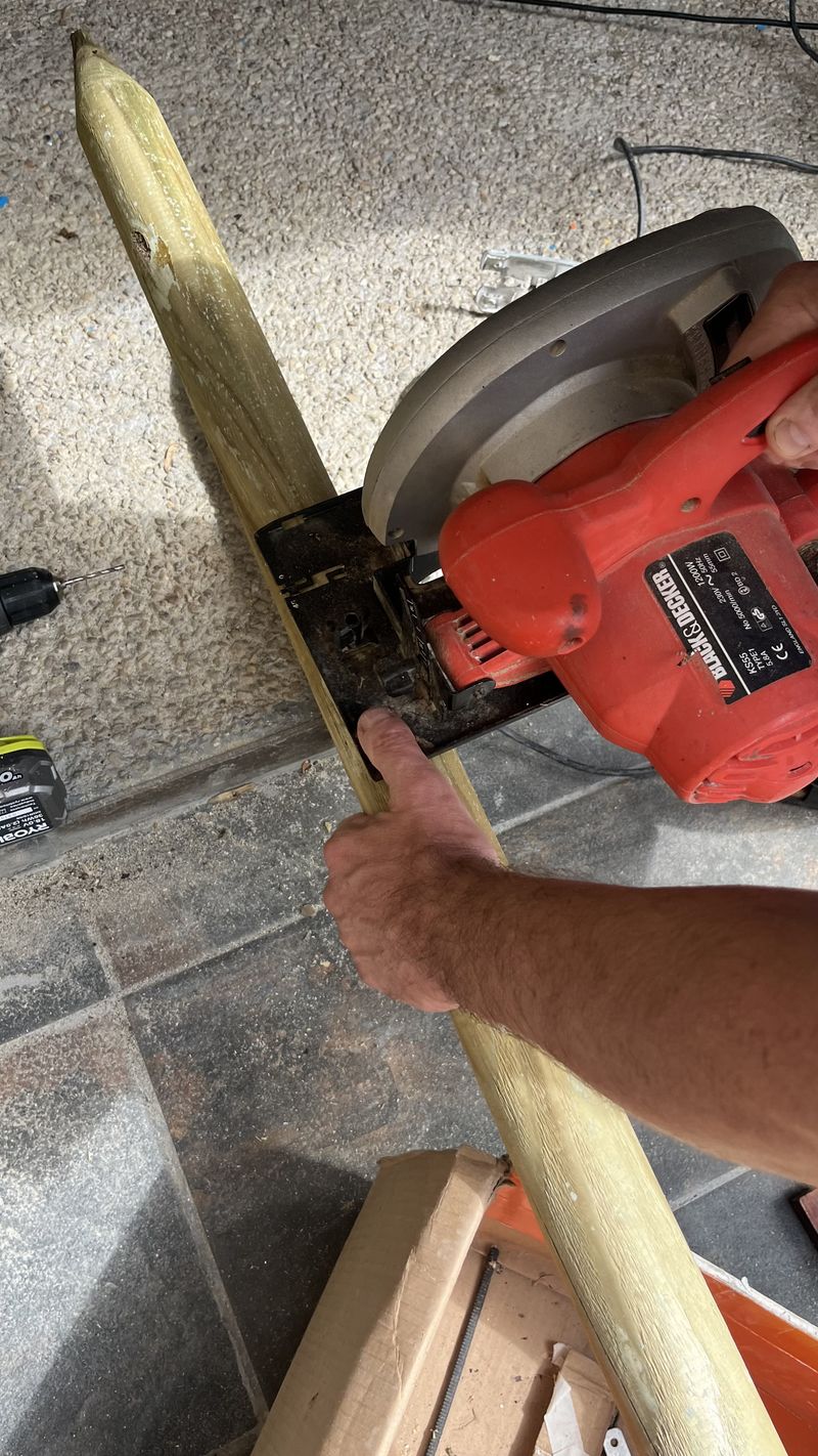 Un tutelSizeRender.jpeg