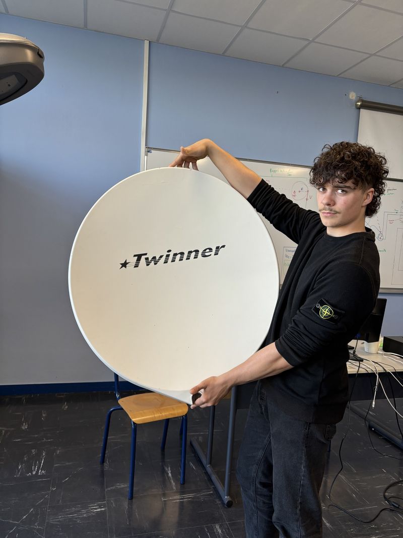 Concentrateur solaire likes mikmik.jpg