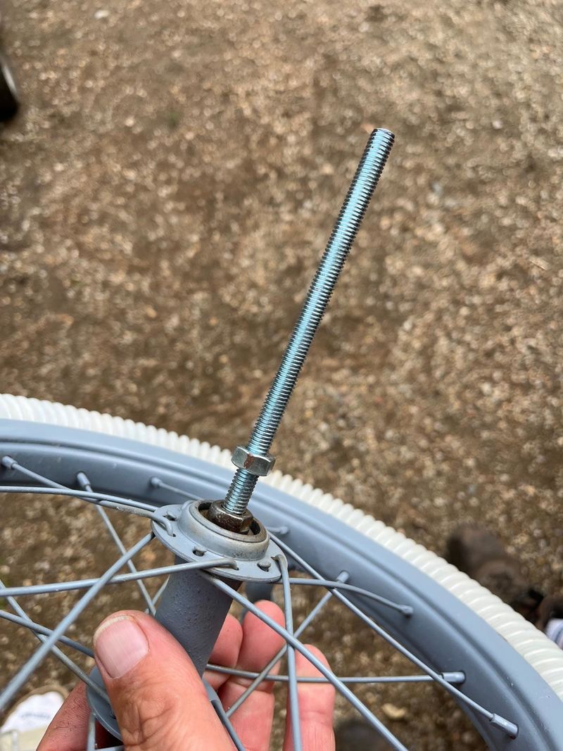 HALTE - Fabrication d un baton de pluie rotatif D02.jpg