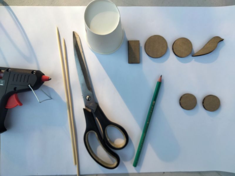 Oiseau automate ailes battantes 1000043193.jpg