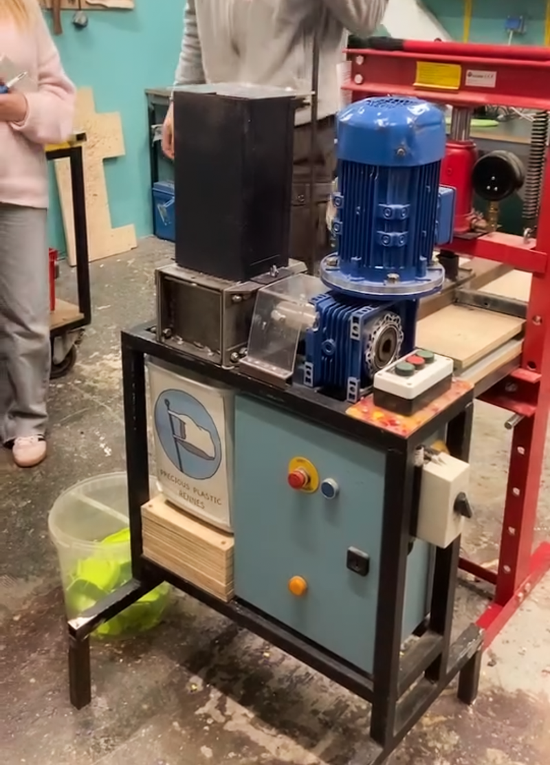 Chevet urbain IMG 0423.png